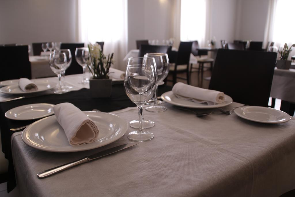 Hotel Rural Arroyo la Plata by Bossh Hotels Jerez De Los Caballeros Exterior foto
