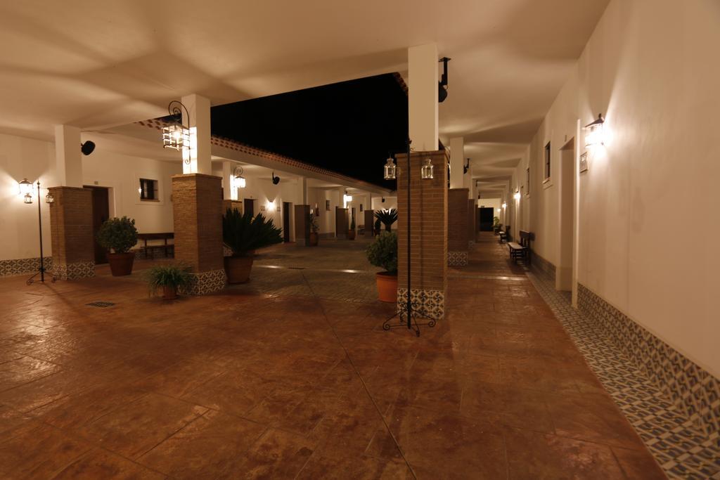 Hotel Rural Arroyo la Plata by Bossh Hotels Jerez De Los Caballeros Exterior foto
