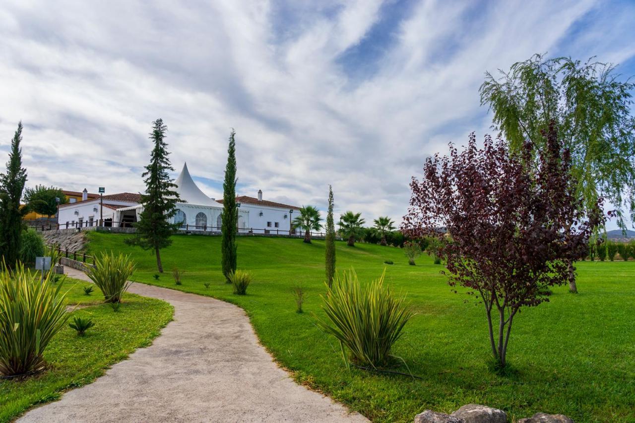 Hotel Rural Arroyo la Plata by Bossh Hotels Jerez De Los Caballeros Exterior foto